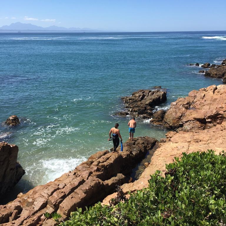 The Cove Guesthouse, Mossel Bay Exterior foto
