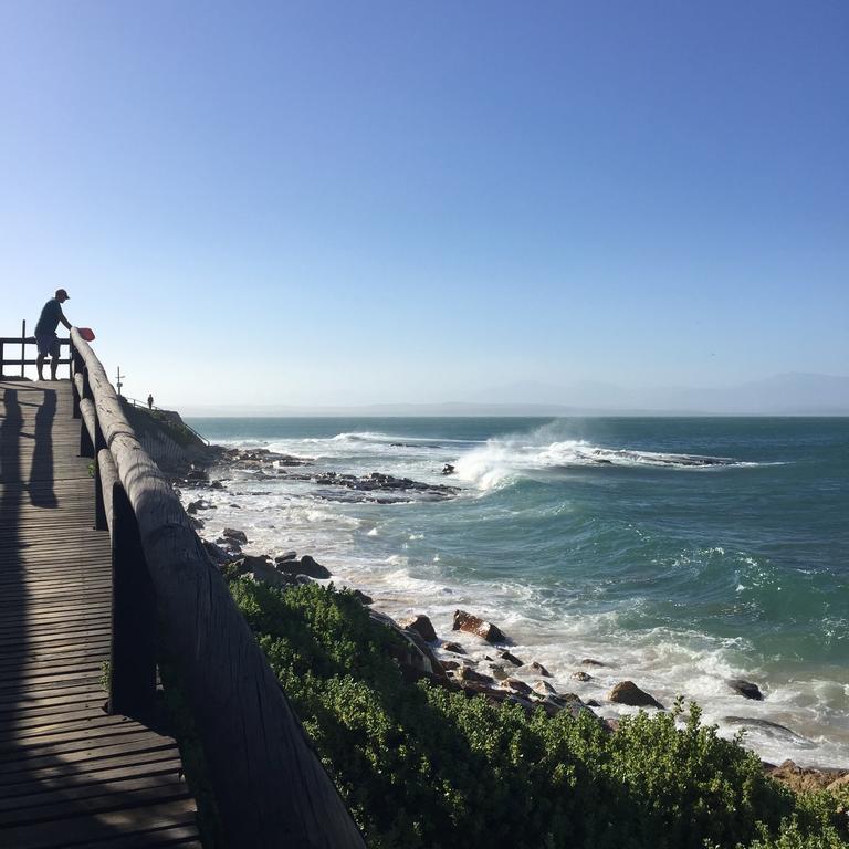The Cove Guesthouse, Mossel Bay Exterior foto
