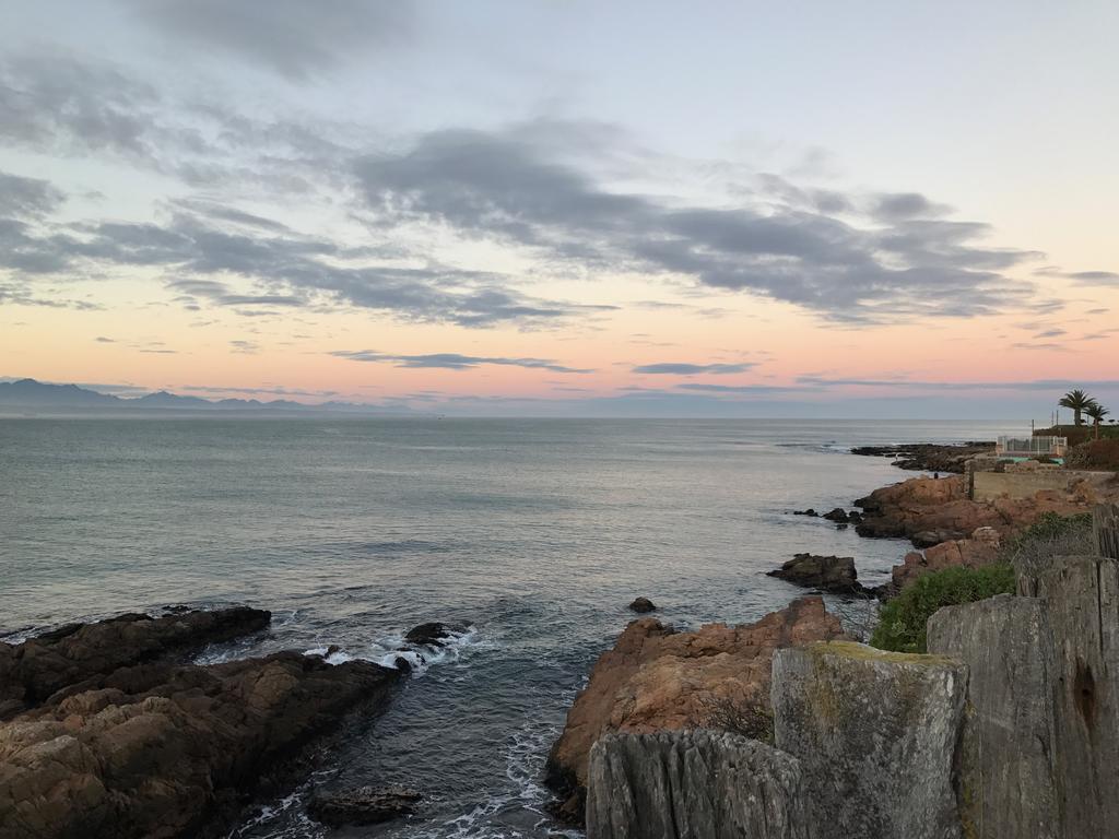 The Cove Guesthouse, Mossel Bay Exterior foto