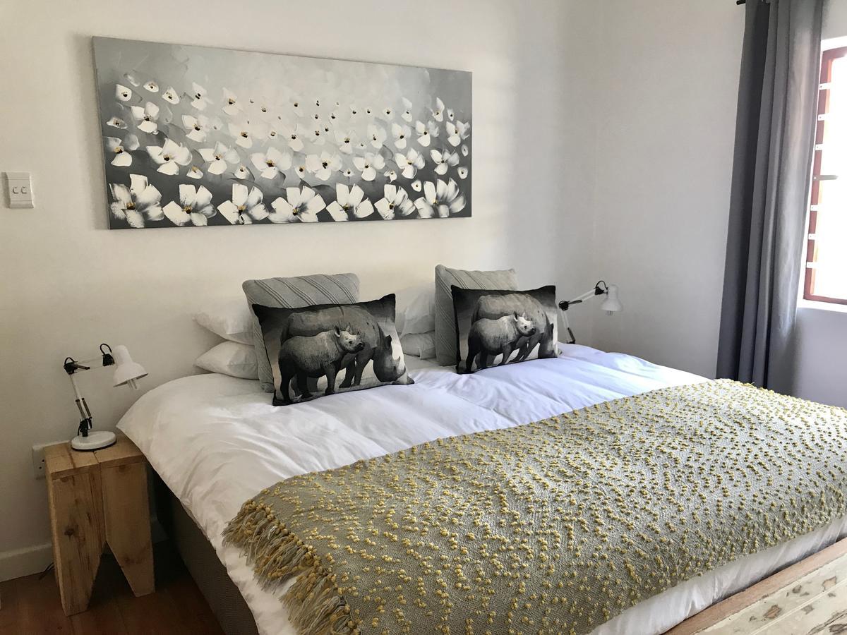 The Cove Guesthouse, Mossel Bay Exterior foto