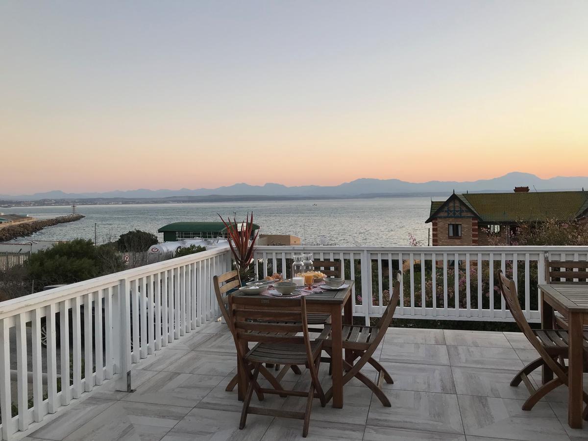 The Cove Guesthouse, Mossel Bay Exterior foto